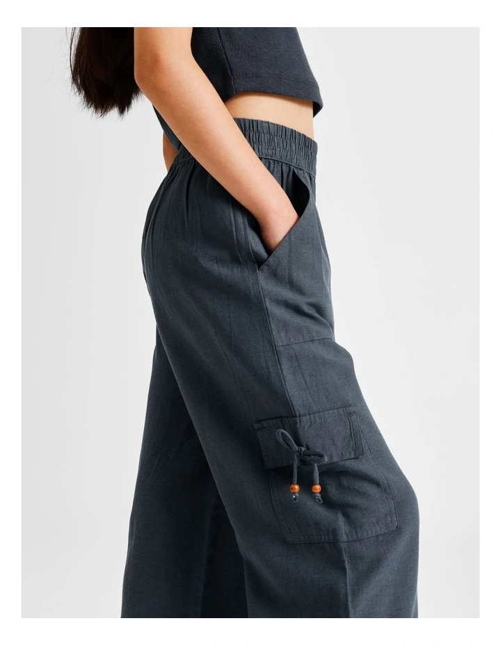 Pull On Linen Cargo Pant in Navy image 4