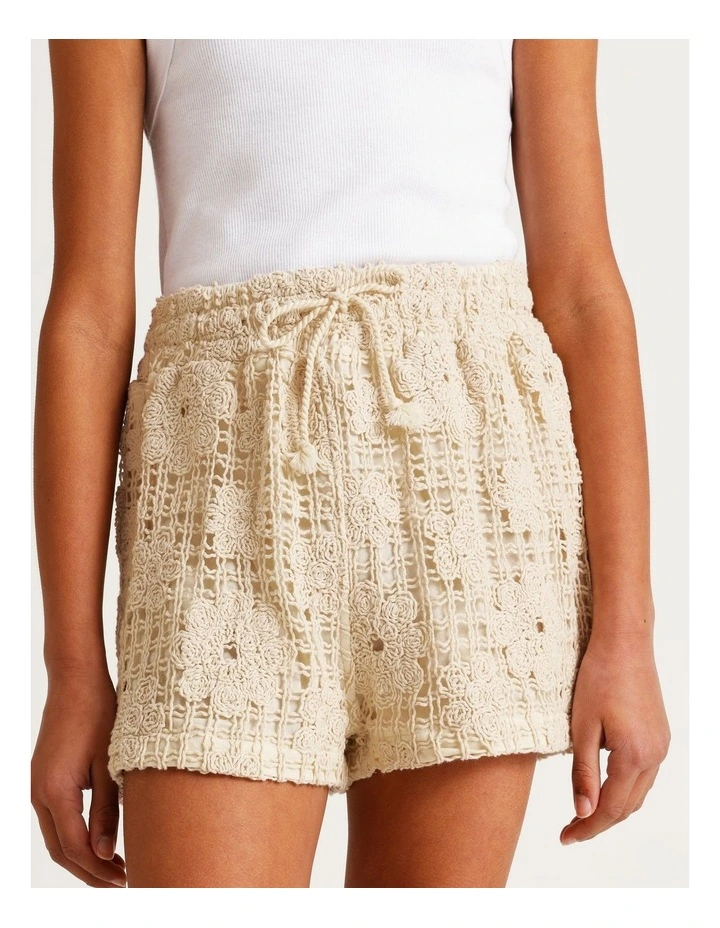 Crochet Short in Natural image 4
