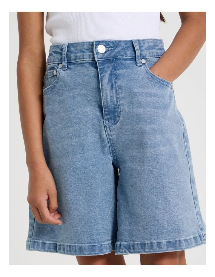 Denim Jort in Mid Blue image 4