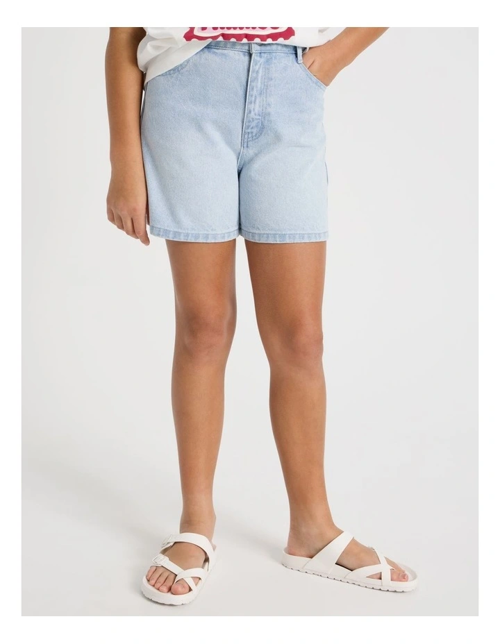 The Edit Denim Relaxed Short in Light Denim image 2