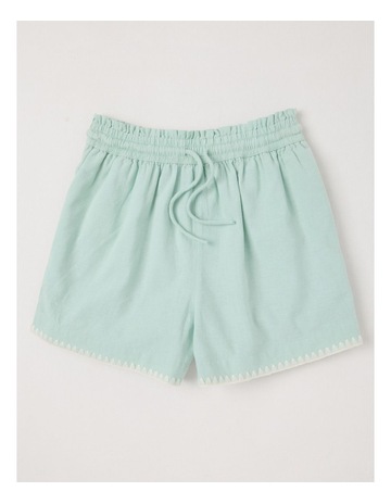 Lt Green colour