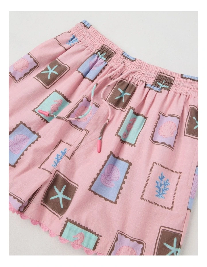 Relaxed Short with Tile Print in Pink image 2
