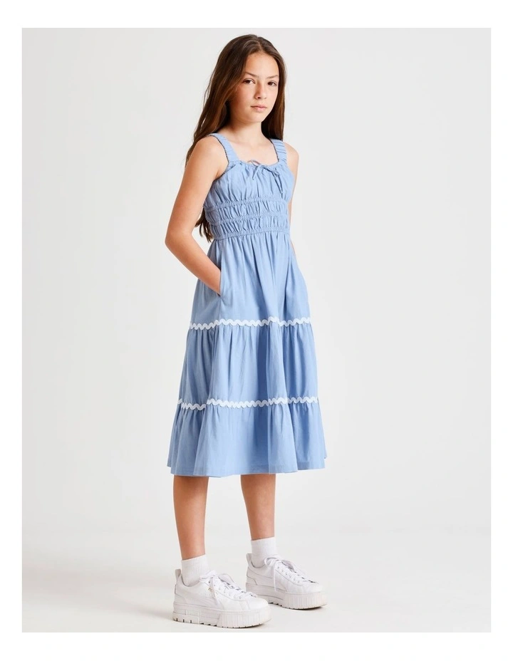 Sleeveless Linen Shirred Bodice Midi Dress in Mid Blue image 4
