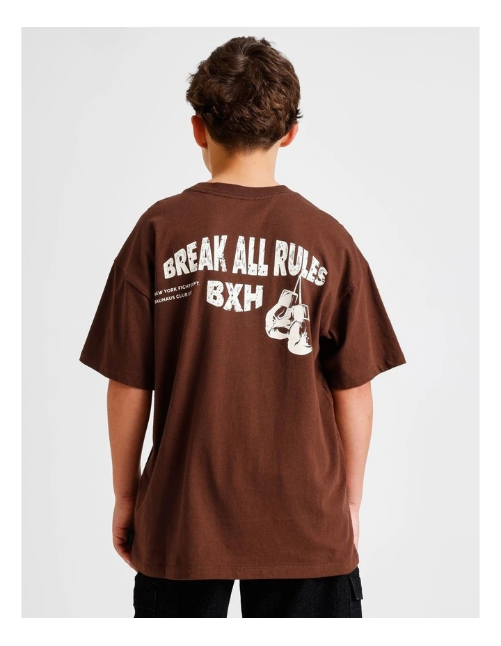 Graphic Tee in Brown image 5