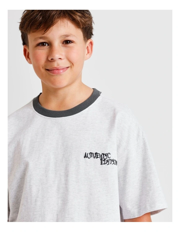 Graphic Tee in Grey image 4