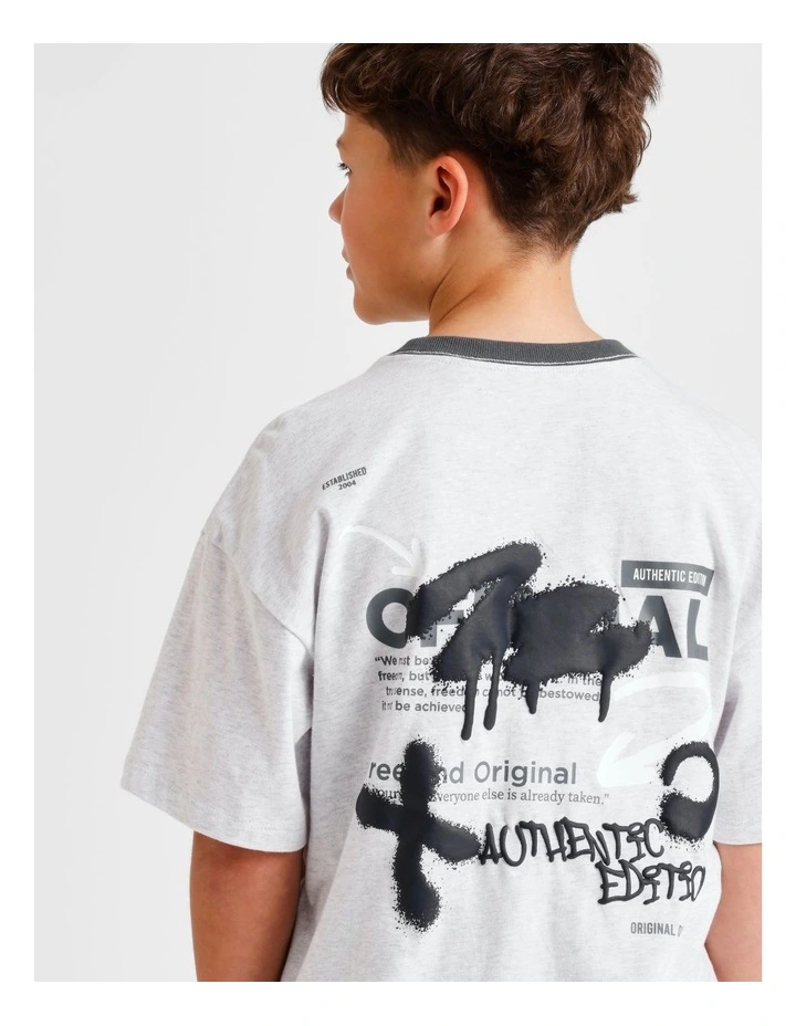 Graphic Tee in Grey image 5