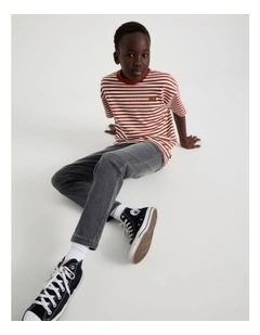 Textured Tee in Burgundy Stripe