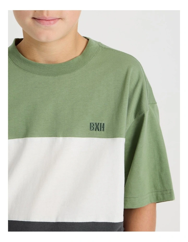 Short Sleeve Splice Tee in Khaki White and Charcoal image 4