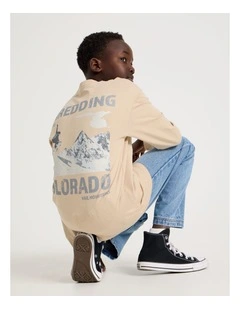 Long Sleeve Print Tee in Snowboarding in Sand