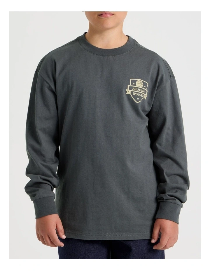 Long Sleeve Print Tee in Slam Dunk in Charcoal image 4