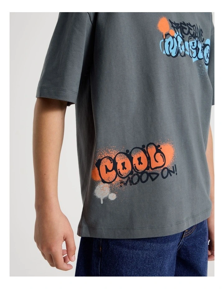 Short Sleeve Graphic Tee in Graffiti/Charcoal image 4