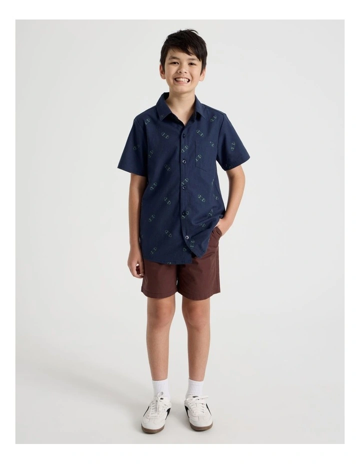 Short Sleeve Linen Shirt in Skateboard/Navy image 1