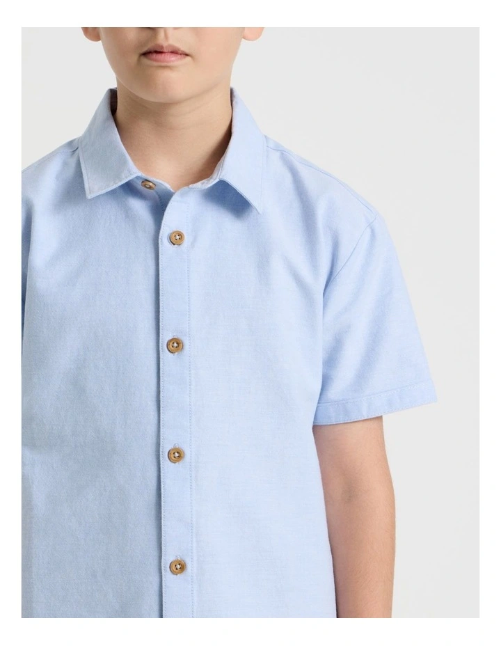 Short Sleeve Oxford Shirt in Blue image 3