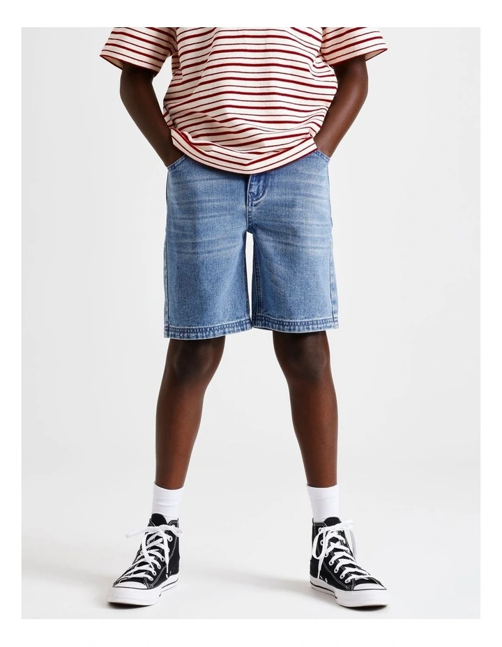 Baggy Denim Short in Mid Denim image 2