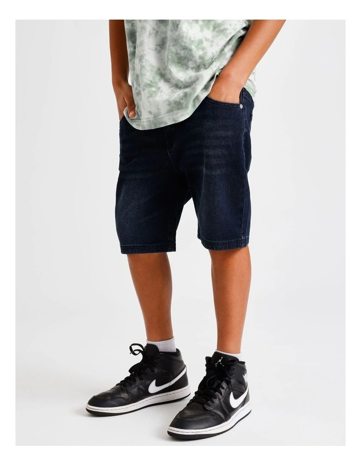 Baggy Denim Short in Indigo image 3