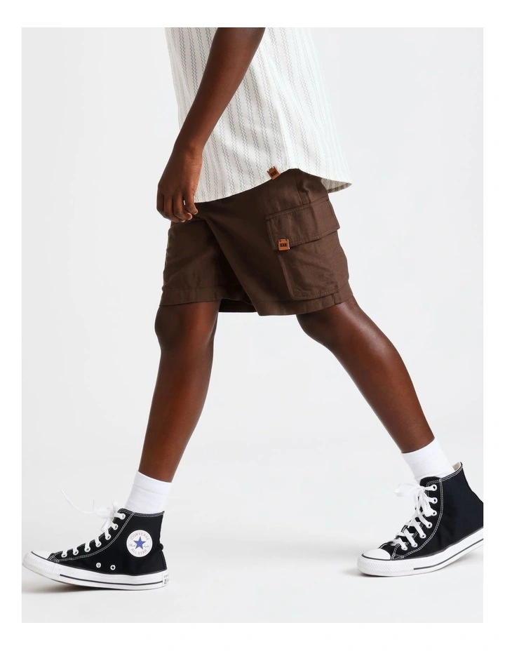 Linen Cargo Short in Brown image 2