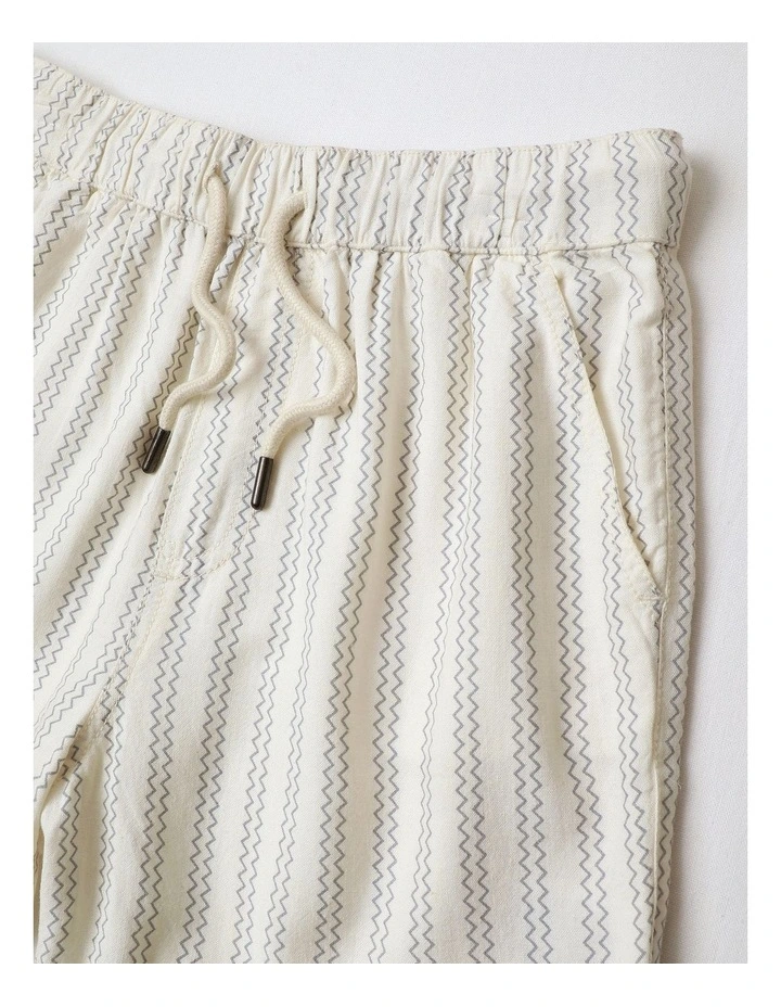 Linen Resort Short in Beige image 2