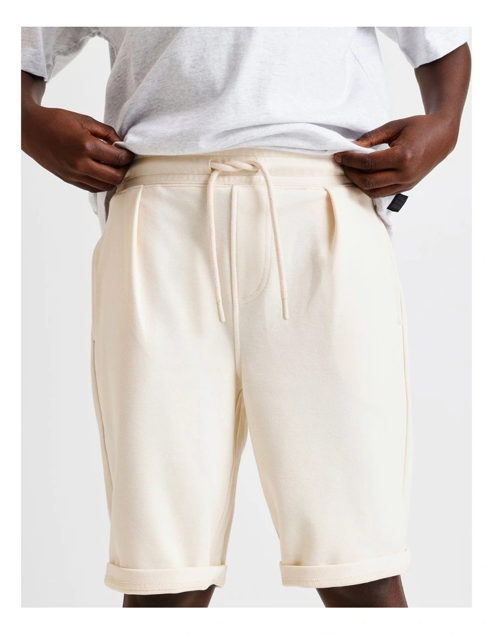Comfort Bermuda Short in Ecru image 5