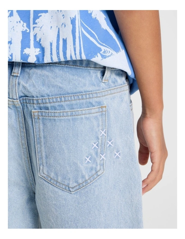 5 Pocket Baggy Denim Short in Light Denim image 4
