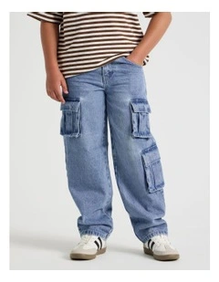 Cargo Jean in Mid Denim