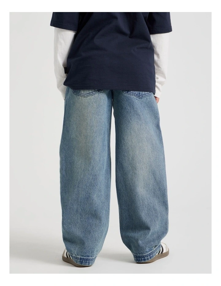 Baggy Jean in Mid Denim image 4