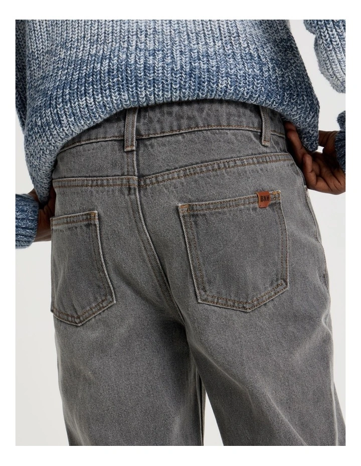 Classic Straight Leg Jean in Grey image 5