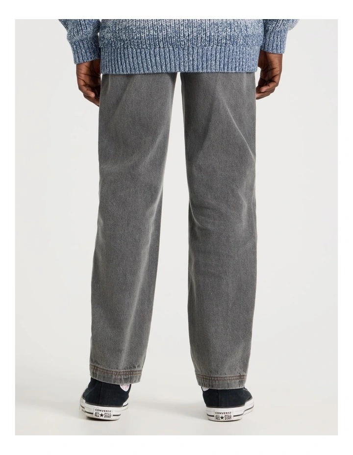 Classic Straight Leg Jean in Grey image 6