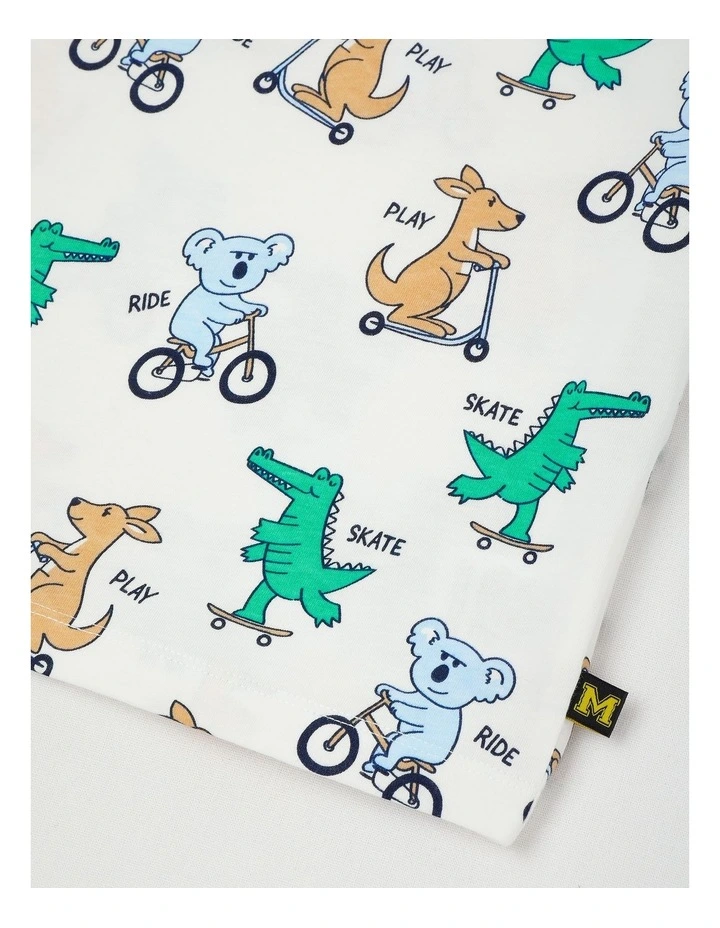 Essentials Short Sleeve Tee in Australiana Scooter Animals/Ecru image 4