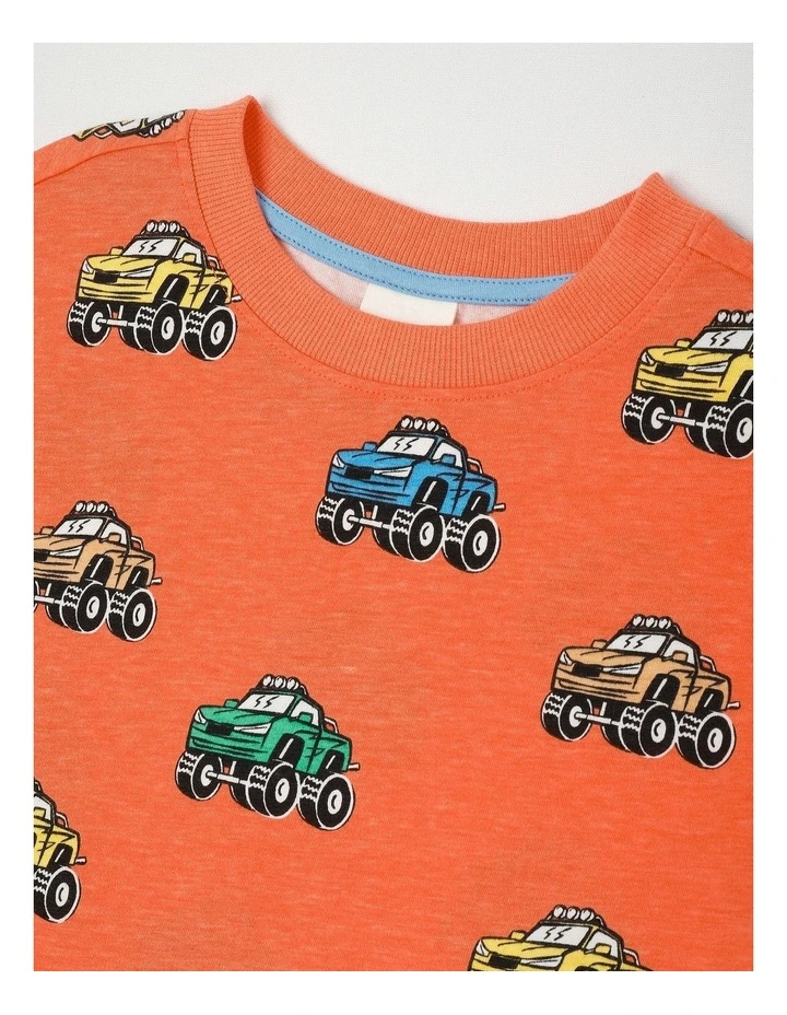 Essentials Short Sleeve Tee in Monster Truck Washed Red image 2