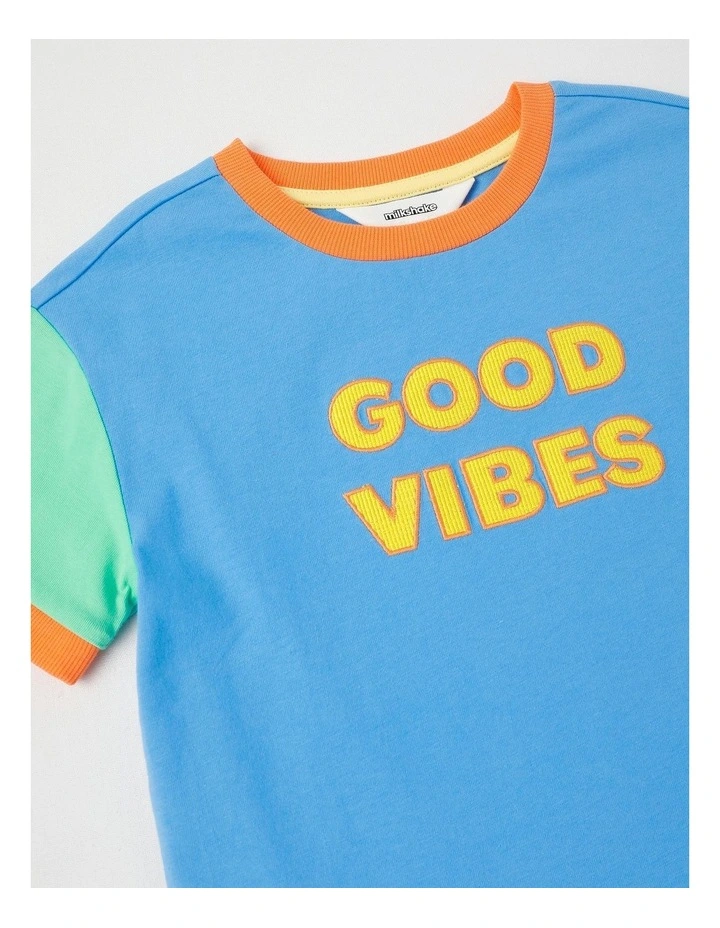 Short Sleeve Raglan Print Tee in Good Vibes/Blue & Green image 4