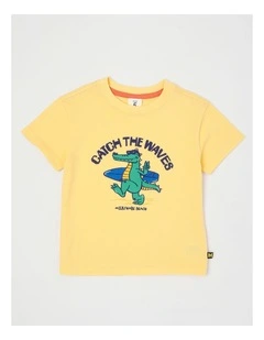 Essentials Short Sleeve Print Tee in Croc Yellow
