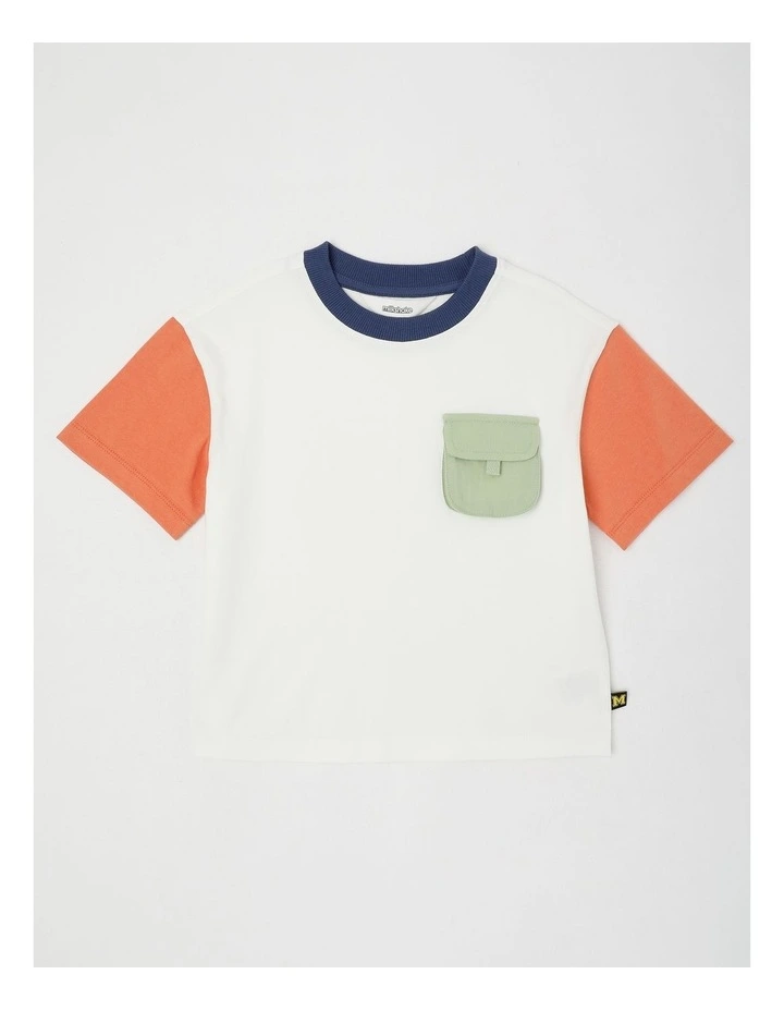 Short Sleeve Woven Pocket Tee in Multi image 1
