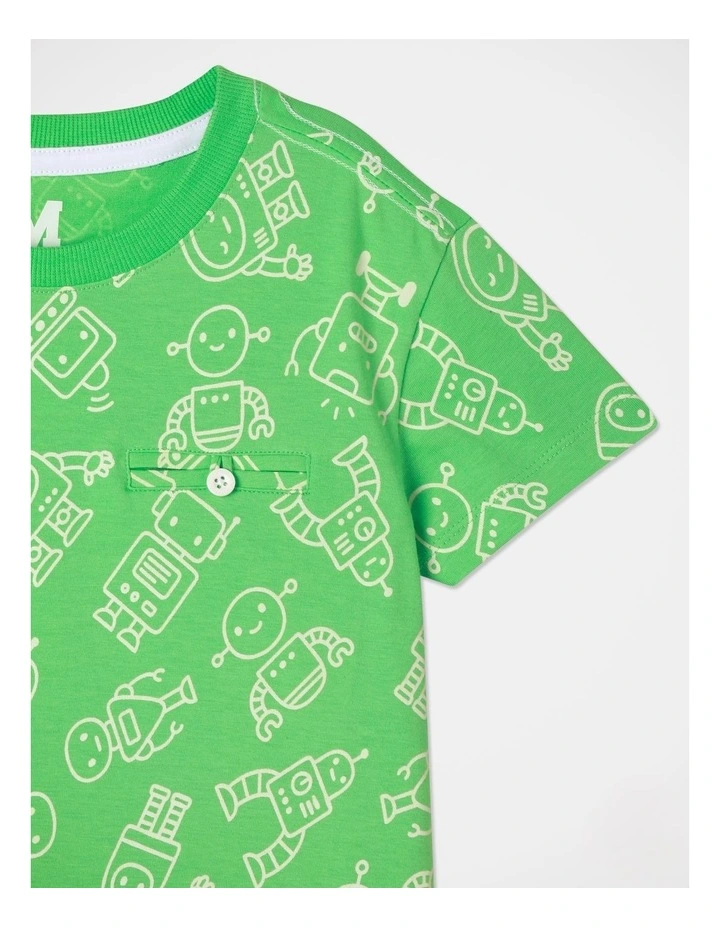 Printed T-shirt in Green image 3