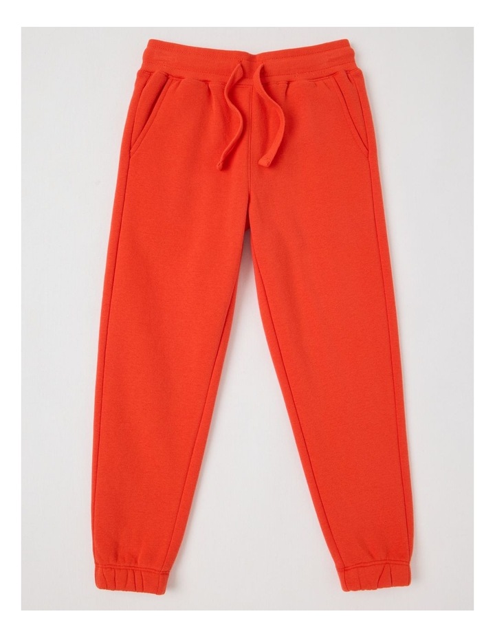Essentials Trackpant in Red