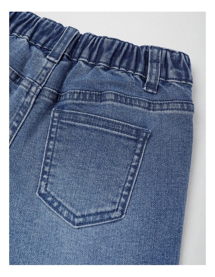 Relaxed Denim Jort in Mid Denim image 4