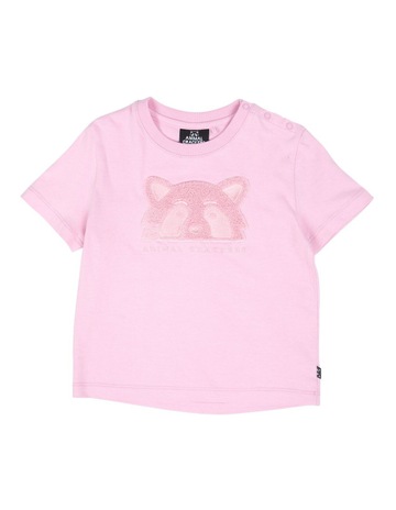 Pink colour