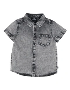 Worn Shirt in Washed Black