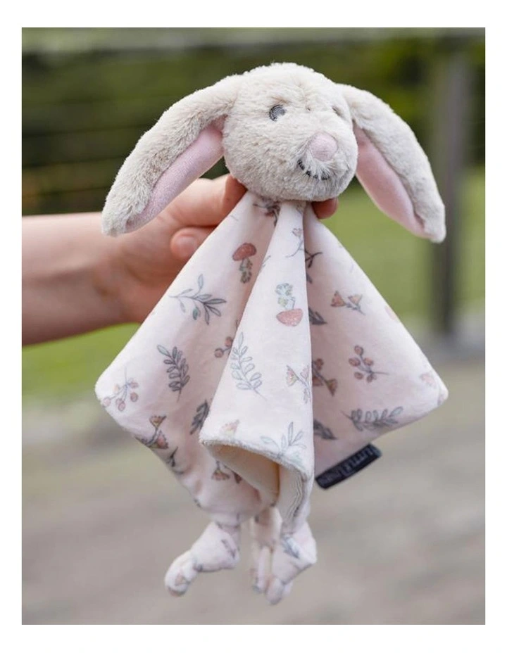 Lovie Comforter Harvest Bunny image 3