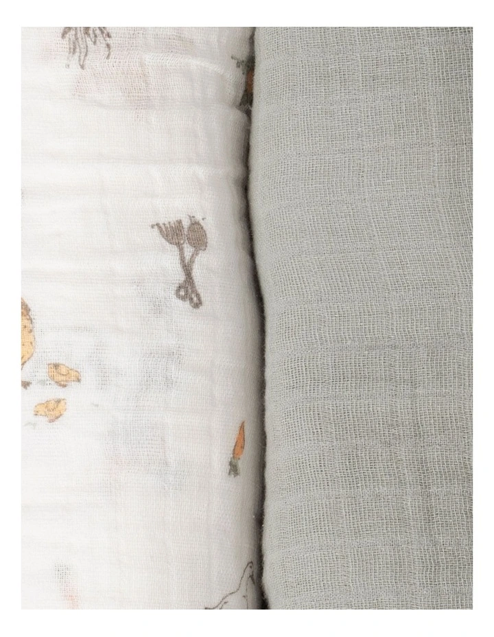 Muslin Wraps Pack of 3 in Farmyard Lamb image 7