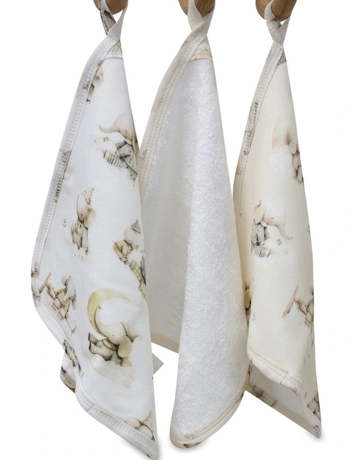 Elephant Bedtime Wash Cloths 3 Pack in Multi image 5