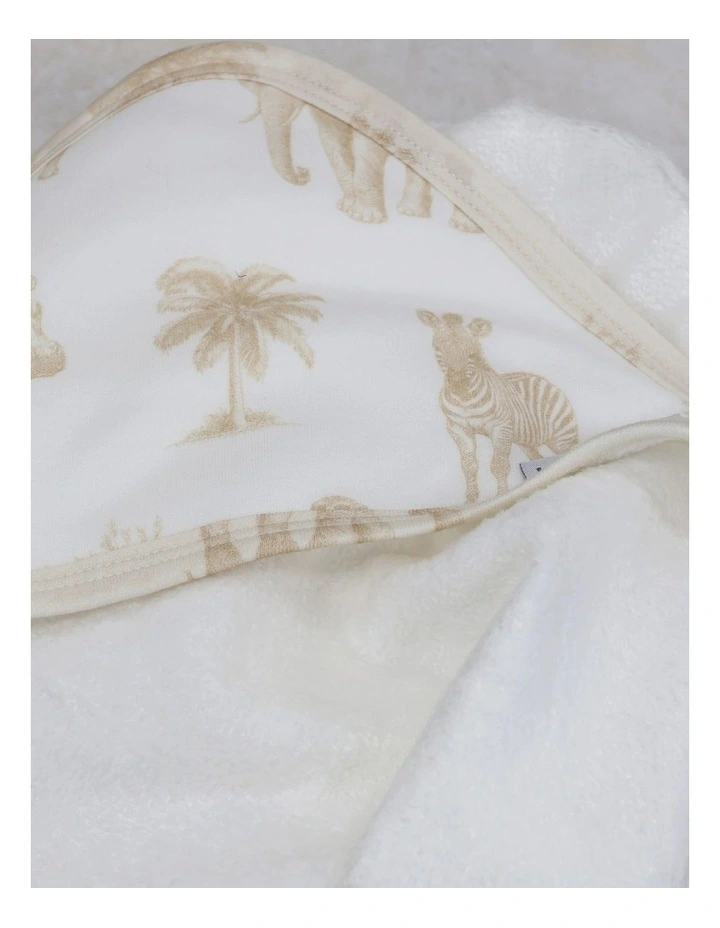 Serengeti Hooded Towel in Cream image 7
