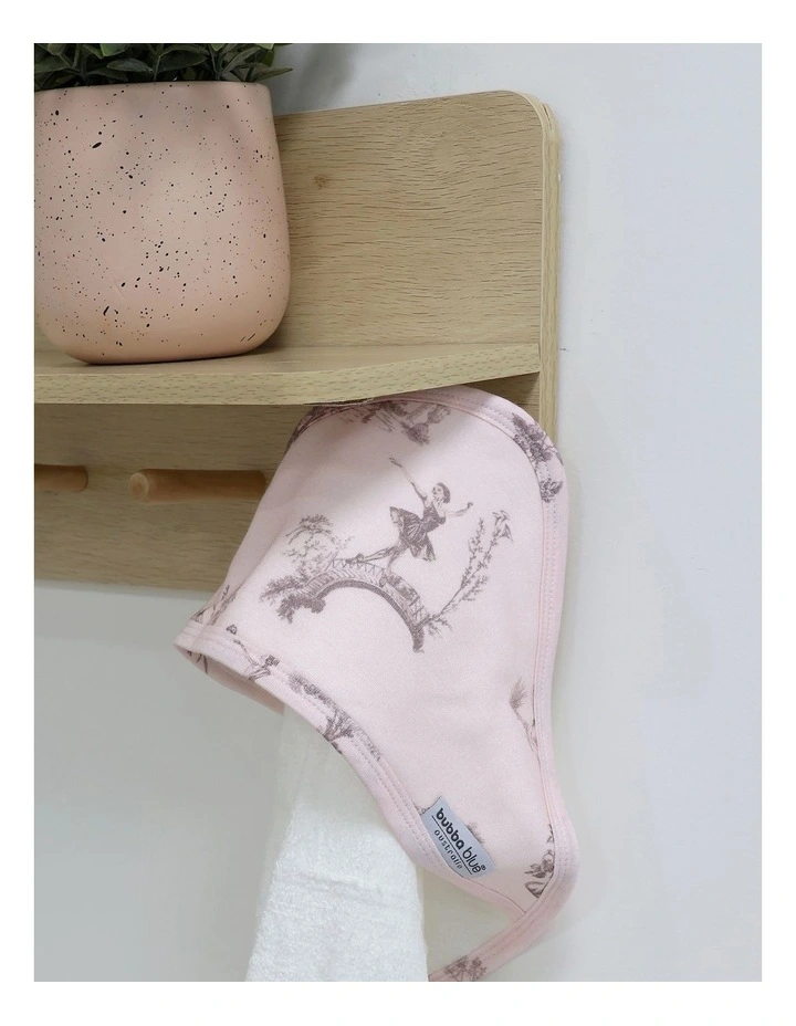 Swan Lake Hooded Towel in Pink image 4