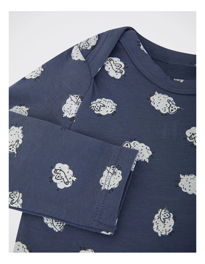 Baby Newbies Organic Cotton Gift Set in Counting Sheep Blue image 2