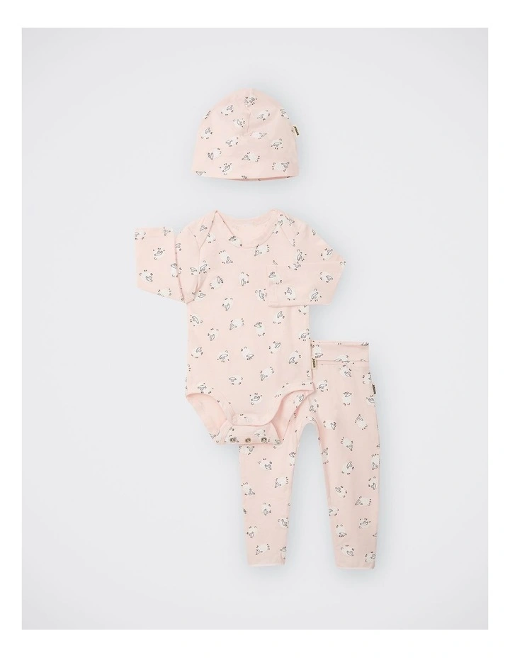 Baby Newbies Organic Cotton Gift Set in Counting Sheep Pink image 1