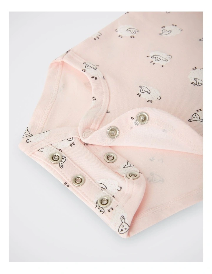 Baby Newbies Organic Cotton Gift Set in Counting Sheep Pink image 3
