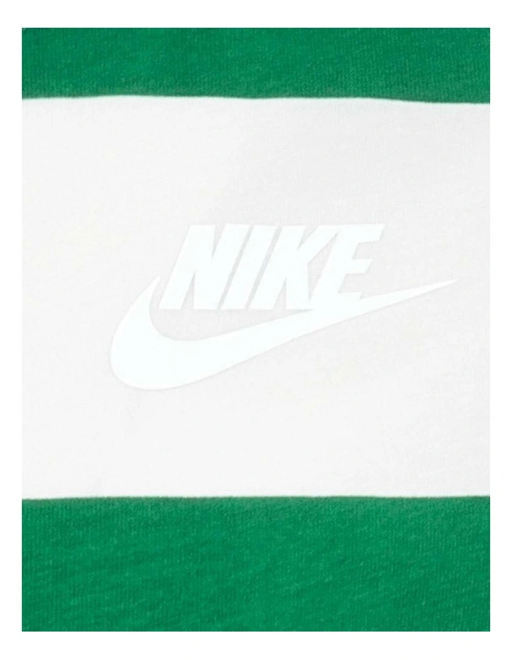 Club Seasonal T-Shirt in Green image 3