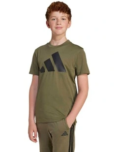 Essentials Tee in Green