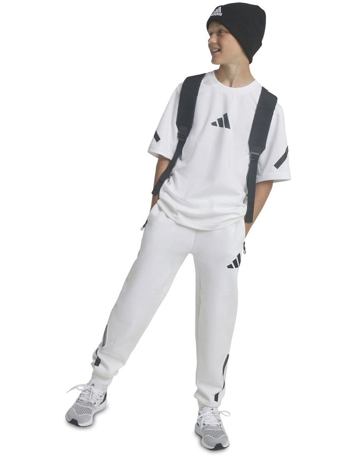 Z N E Tee in White image 3