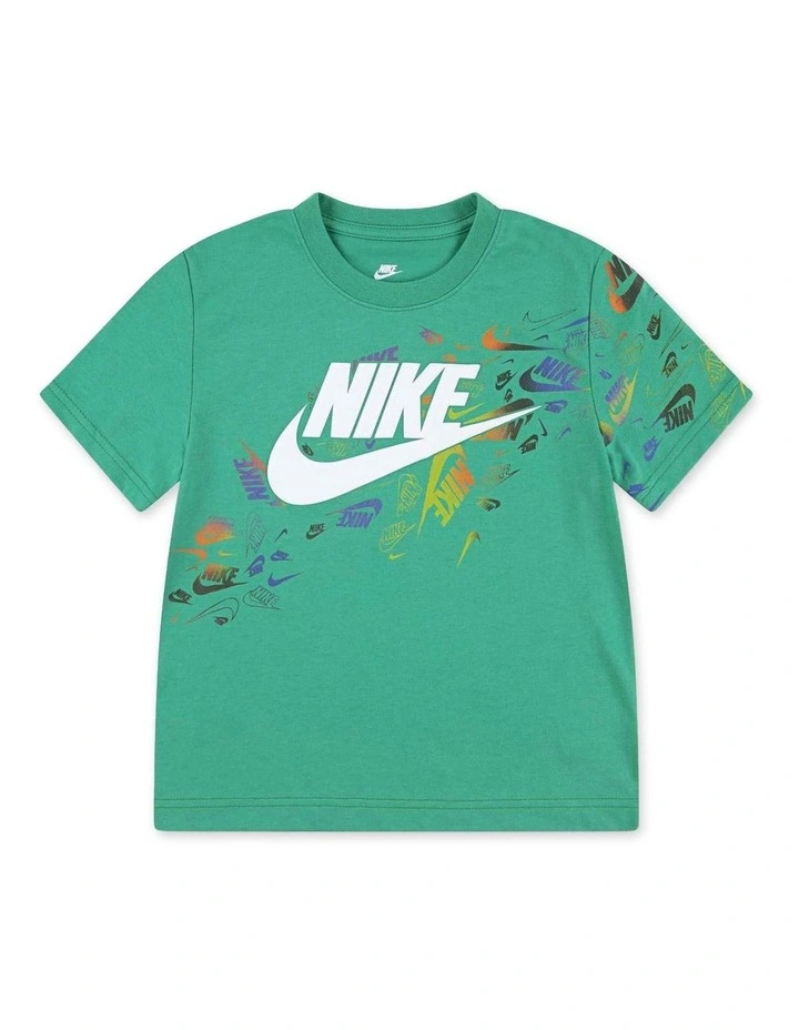 Club Revealed Short Sleeve Tee in Green image 1