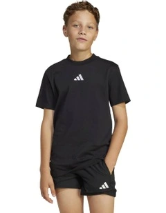 Essentials T-Shirt in Black